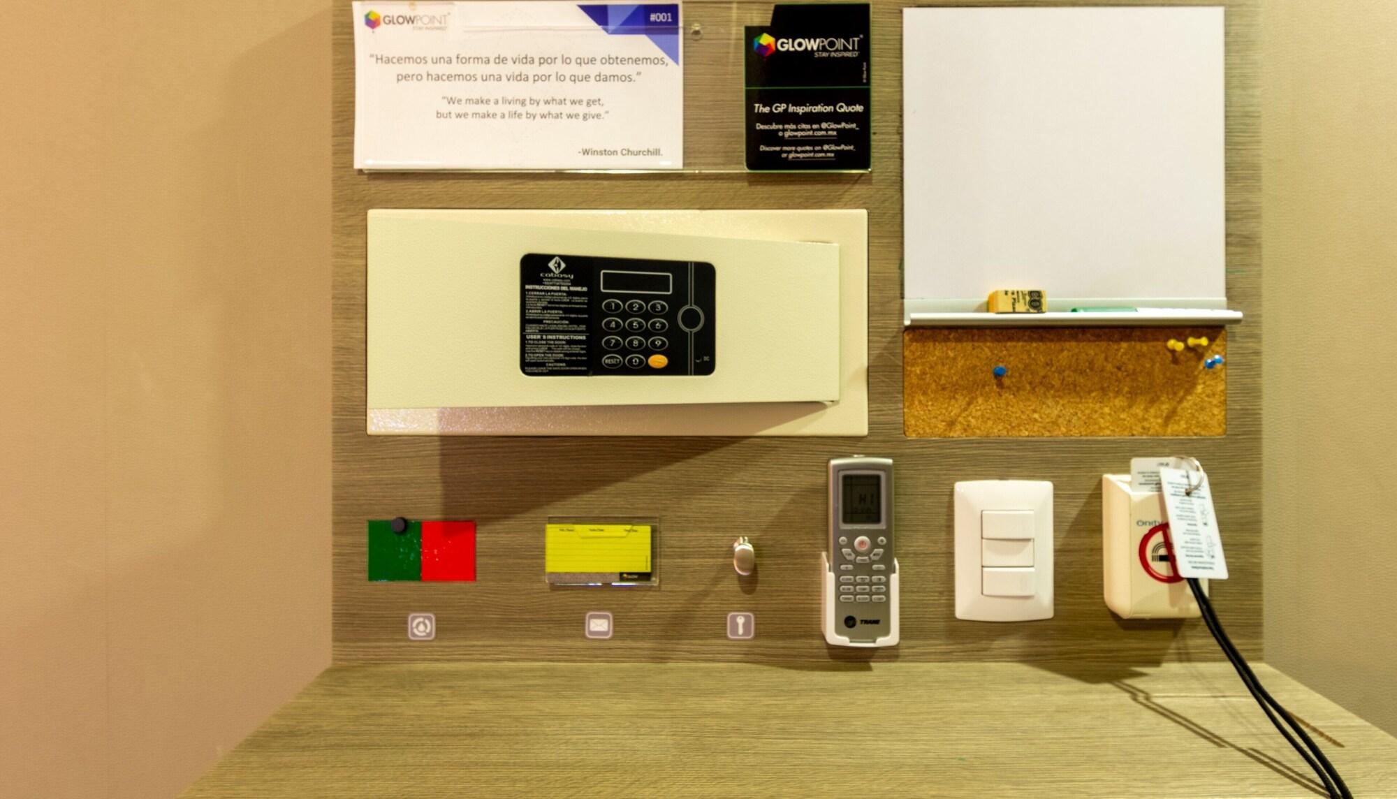 Hotel Glow Point - Mulza Leon Ngoại thất bức ảnh