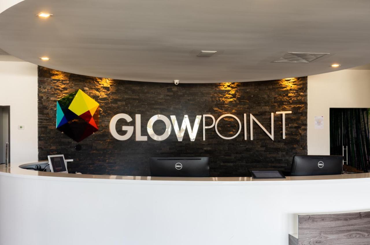 Hotel Glow Point - Mulza Leon Ngoại thất bức ảnh